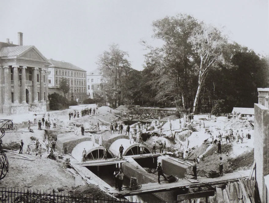 Schwabinger Bach – Munich Hot Springs in München, Bild 3 von 3