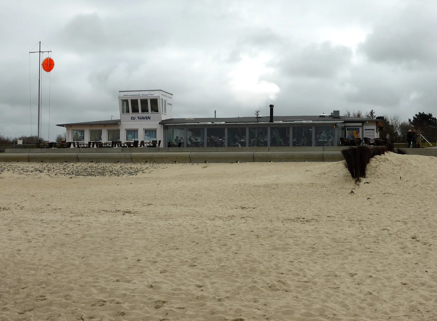 Neujahrsanbaden Cuxhaven-Duhnen (Nordsee), Bild 3 von 3