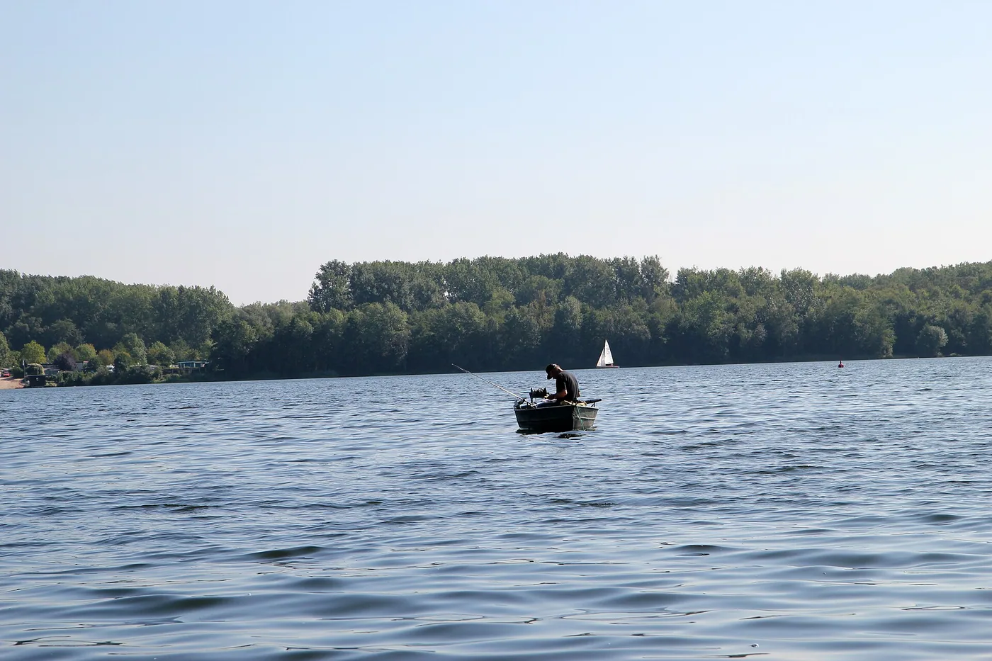Liblarer See – Wassersportfreunde Liblar 1960 e.V. ('Liblarer Seegurken') in Erftstadt, Bild 3 von 3